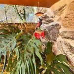 Casa De Piedra, A Lameira بيت للعطل