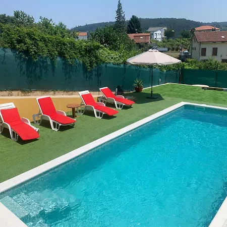 Casa De Piedra, A Lameira Сasa de vacaciones