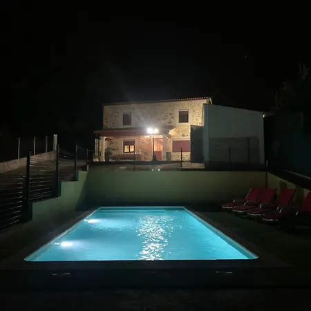 Casa De Piedra, A Lameira *