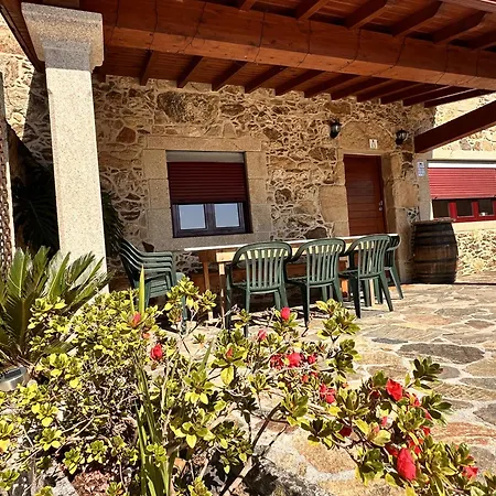 Casa De Piedra, A Lameira