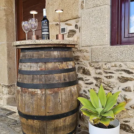 بيت للعطل Casa De Piedra, A Lameira *