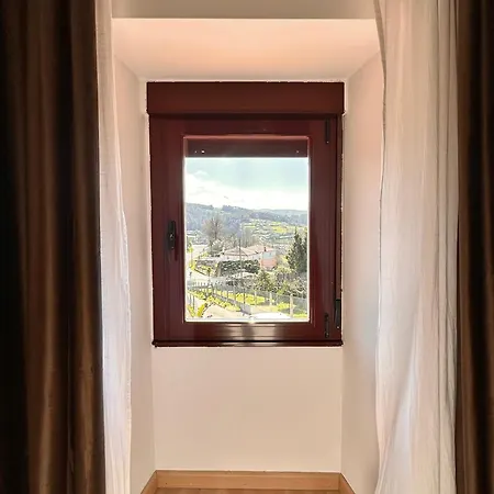 Casa De Piedra, A Lameira