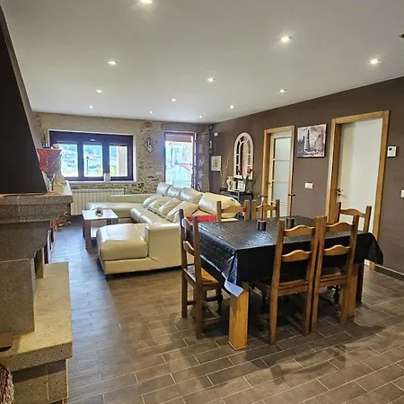 Casa De Piedra, A Lameira Сasa de vacaciones