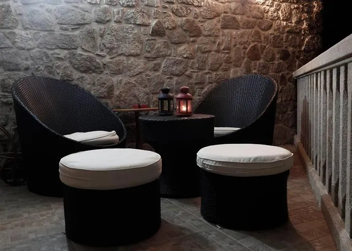 Casa De Piedra, A Lameira * A Coruna