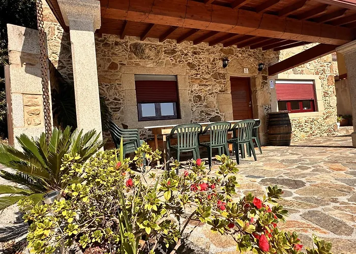 Casa De Piedra, A Lameira