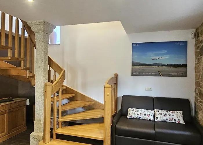 Casa De Piedra, A Lameira * A Coruna