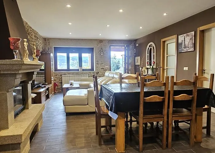 Holiday home Casa De Piedra, A Lameira *