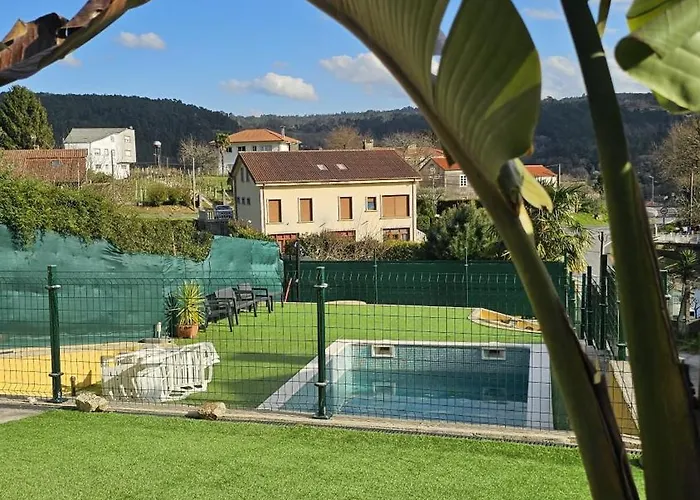 Casa De Piedra, A Lameira A Coruna