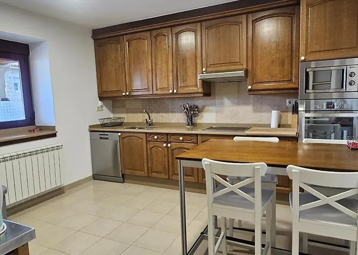 Holiday home Casa De Piedra, A Lameira